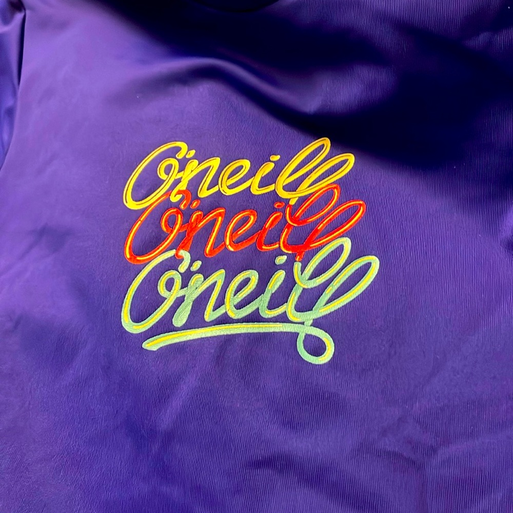 O'Neill purple Rashguard - Picture 3 of 7
